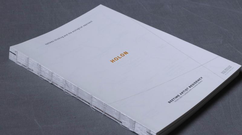 Holón - nuestra primera publicación de la serie "Hex Reflex"